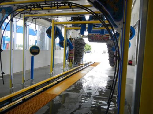 Car wash tunnel systems