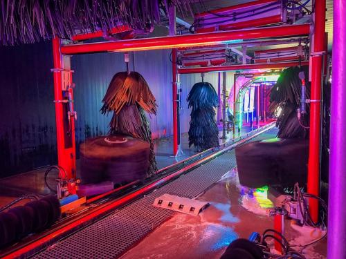 Rocket-Wash-Express-Cary-33