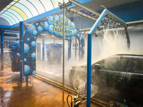Royal-Car-Wash-42