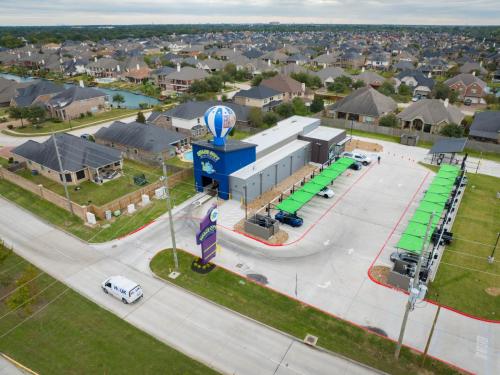 Space-City-Car-Wash-1