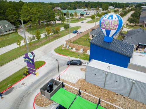 Space-City-Car-Wash-11