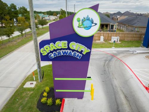 Space-City-Car-Wash-13