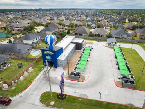 Space-City-Car-Wash-25