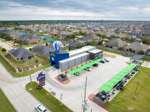 Space-City-Car-Wash-26