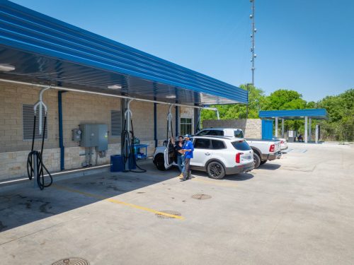 Sud-Daddeez-Giddings-Car-Wash-10