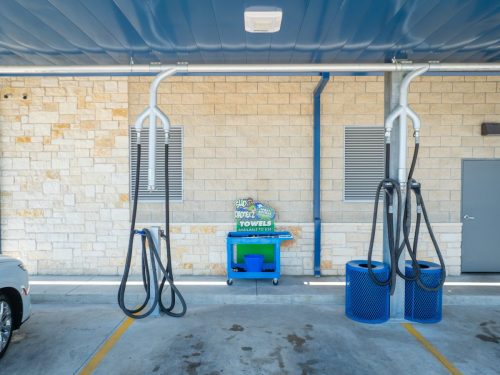Sud-Daddeez-Giddings-Car-Wash-12