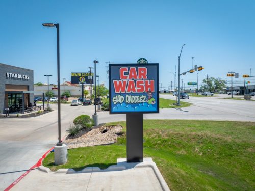 Sud-Daddeez-Giddings-Car-Wash-2