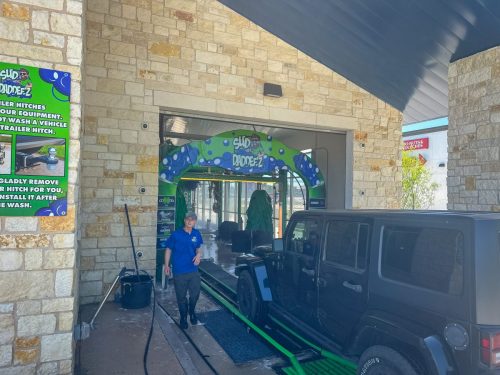 Sud-Daddeez-Giddings-Car-Wash-45
