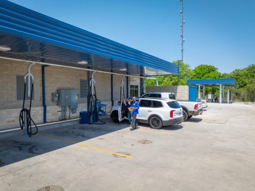 Sud-Daddeez-Giddings-Car-Wash-9