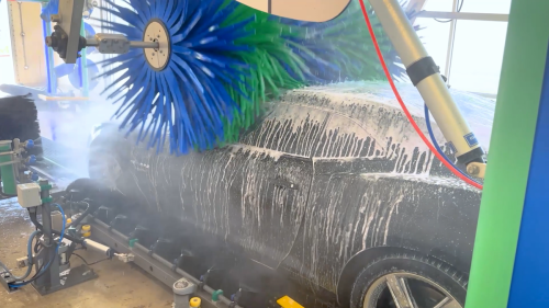 Sud-Daddeez-Giddings-Car-Wash-No-Logo.00 00 39 47.Still002